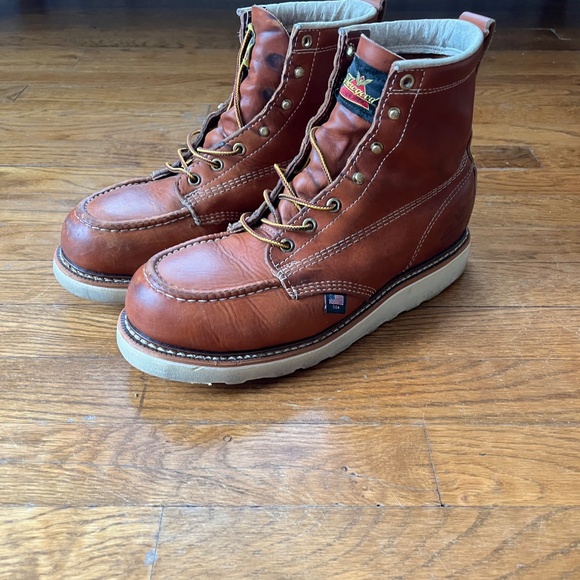 Thorogood AMERICAN HERITAGE – 6″ TOBACCO SAFETY TOE – MOC TOE MAXWEAR WEDGE™ - Picture 2 of 8